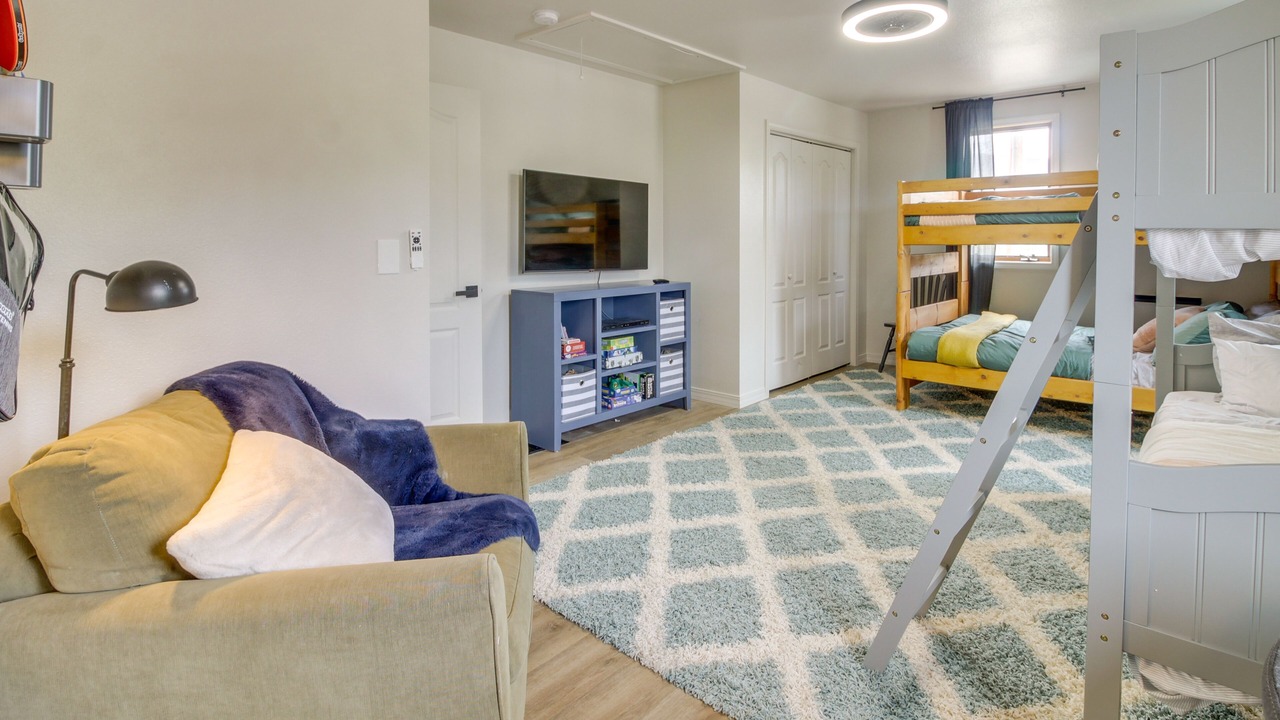 Photo of Bedroom in Ponderosa Pines
