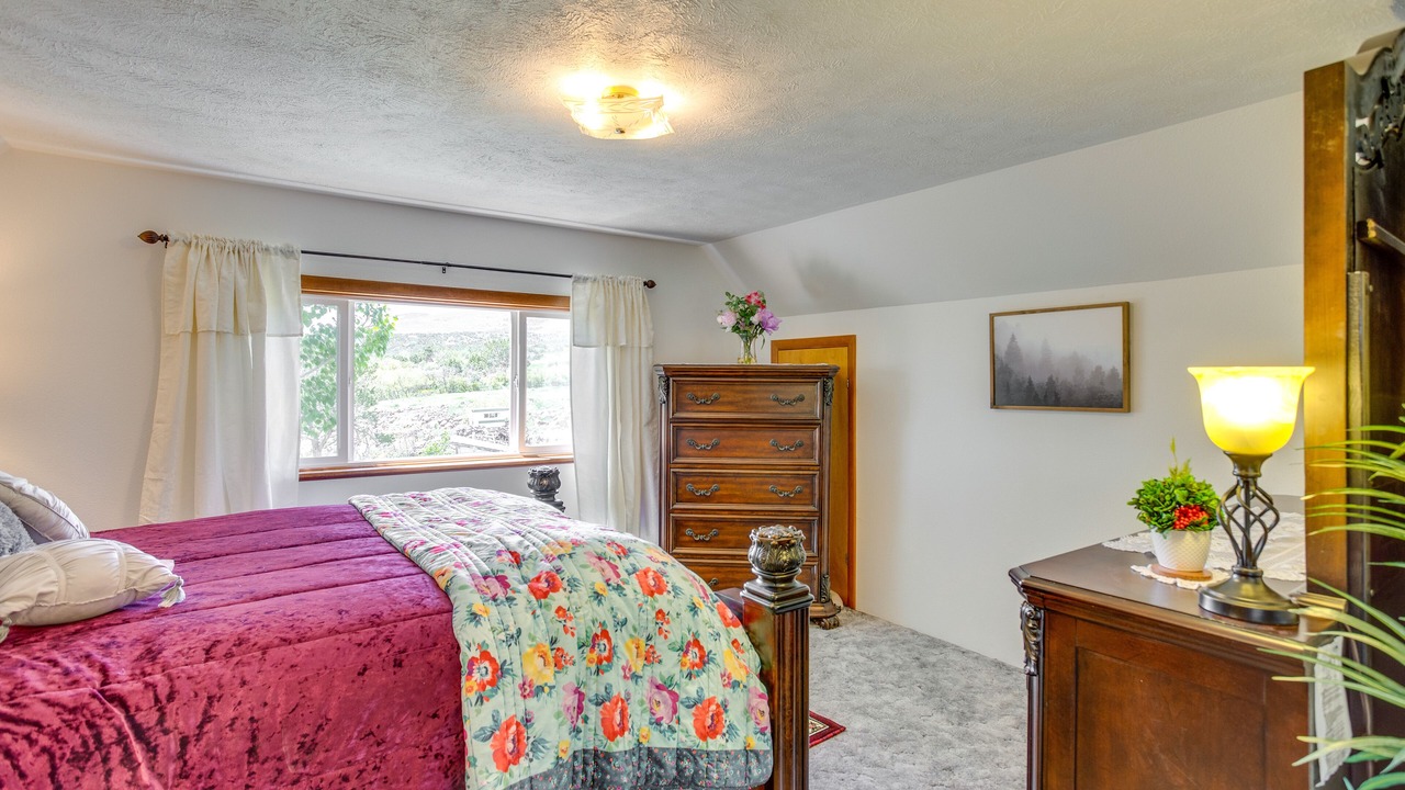Photo of Bedroom in Cedaredge