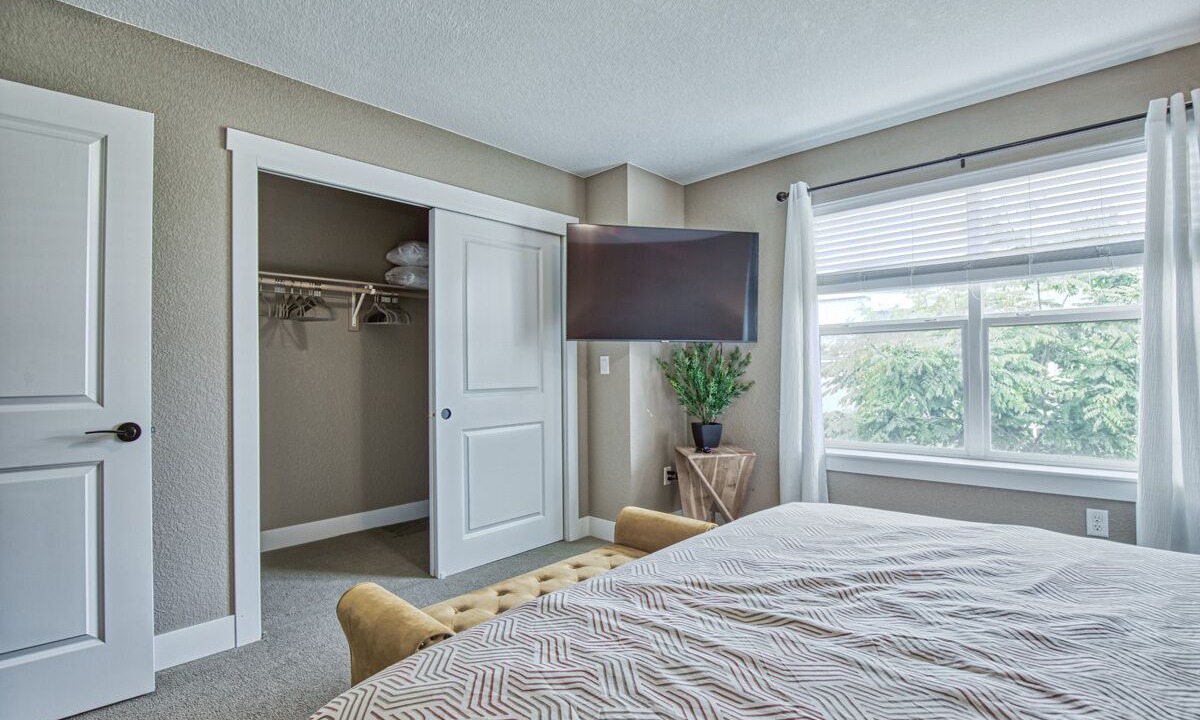 Photo of Bedroom in Old Town North