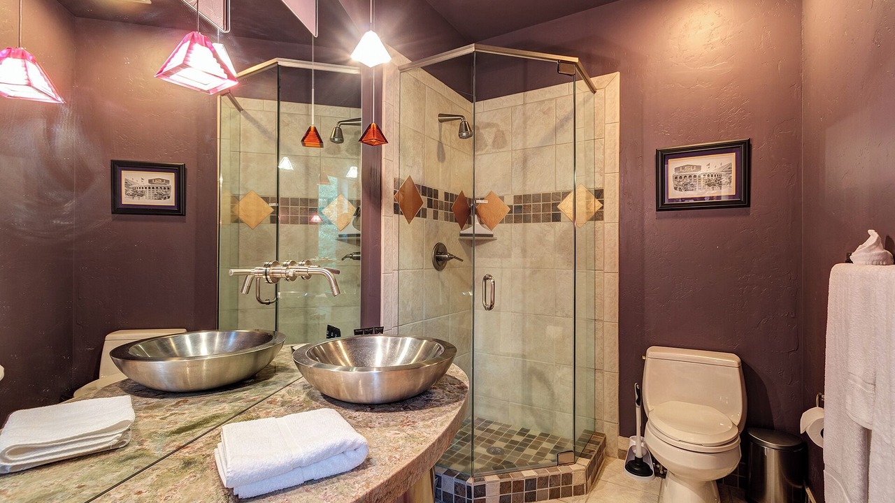 Photo of Bathroom in Breckenridge Heights