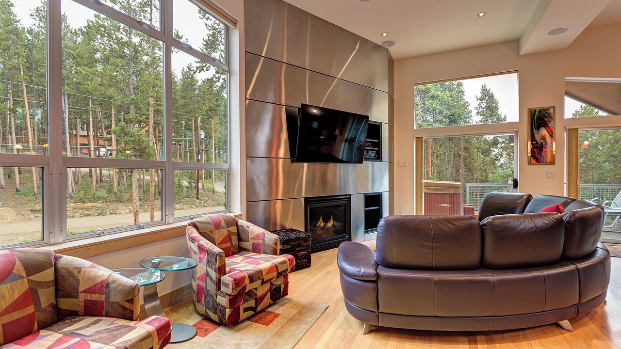 Photo of Livingroom in Breckenridge Heights