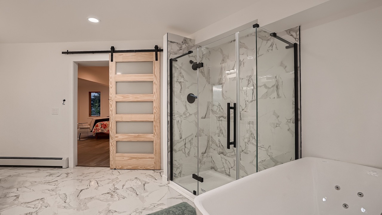 Photo of Bathroom in Black Hawk