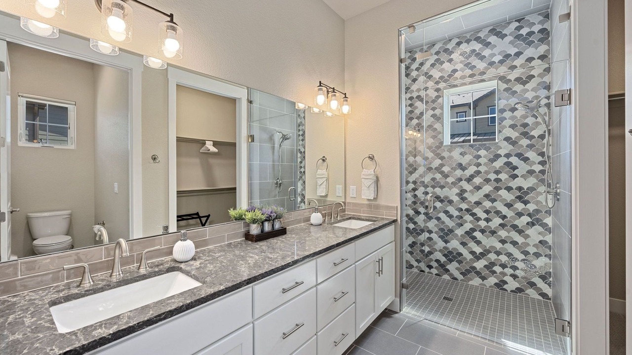 Photo of Bathroom in Loveland