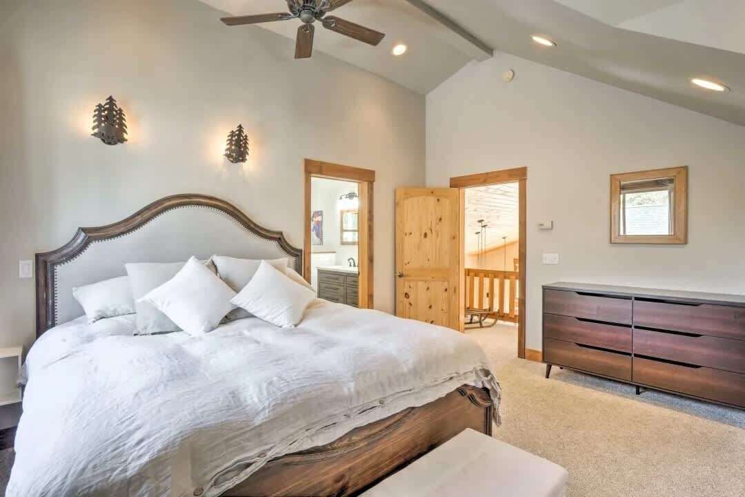 Photo of Bedroom in Alma