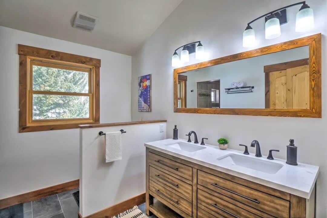Photo of Bathroom in Alma