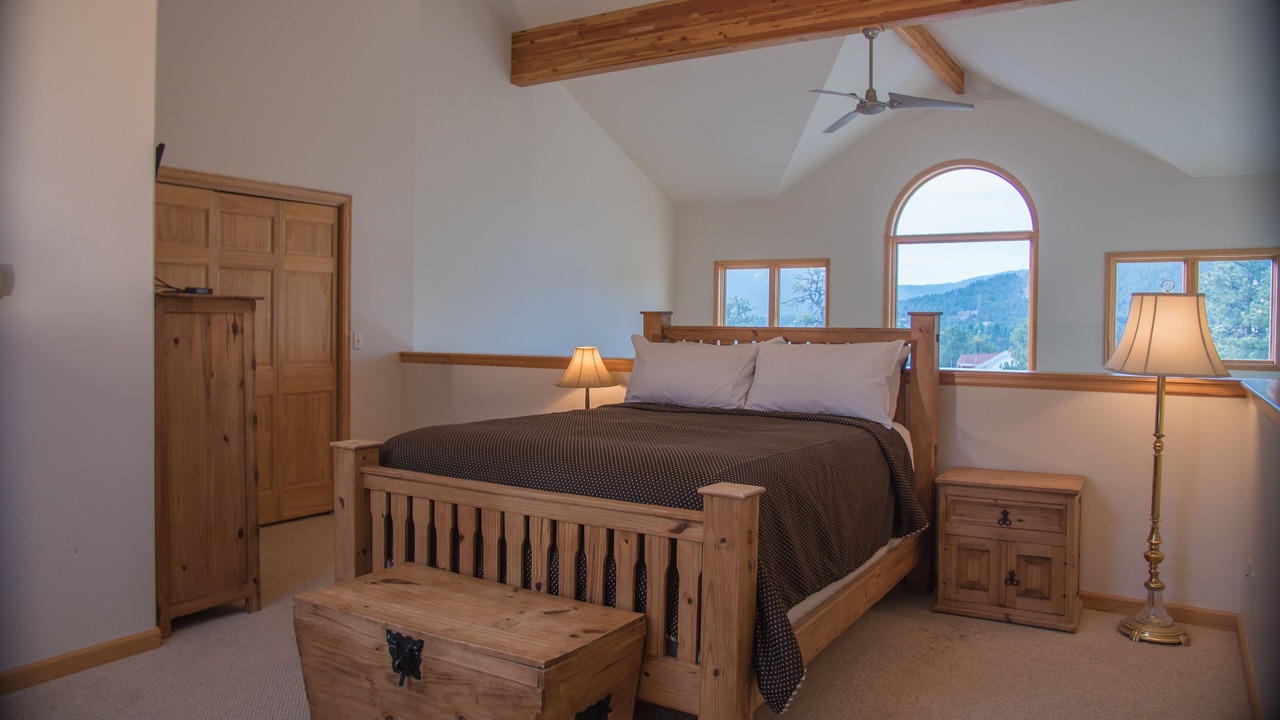 Photo of Bedroom in Stanley Hills