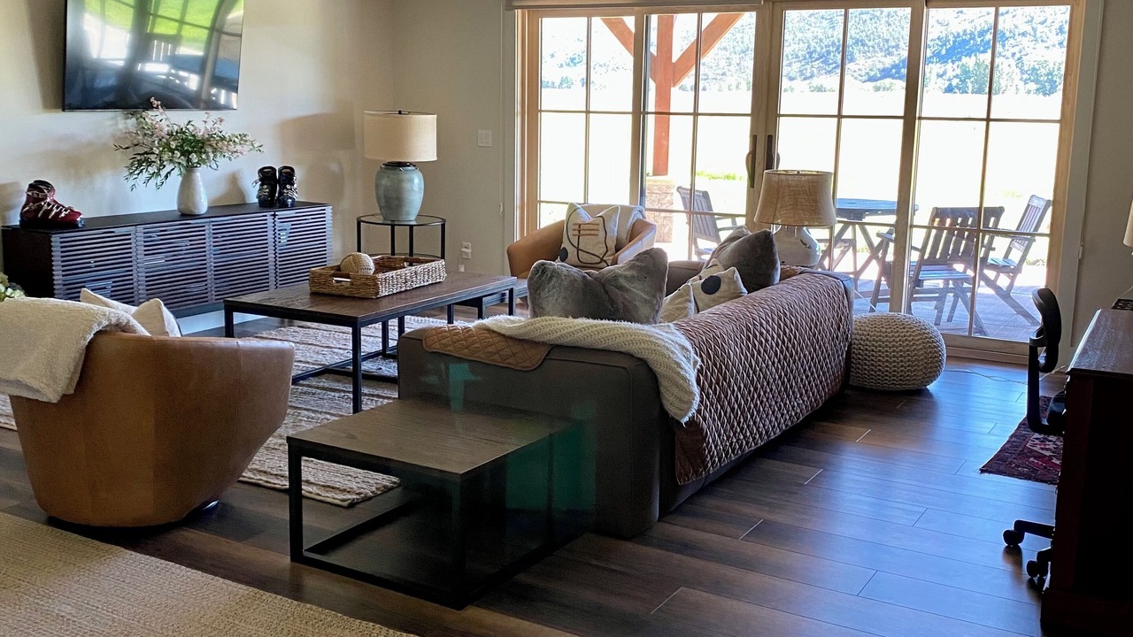 Photo of Livingroom in Cerise Ranch