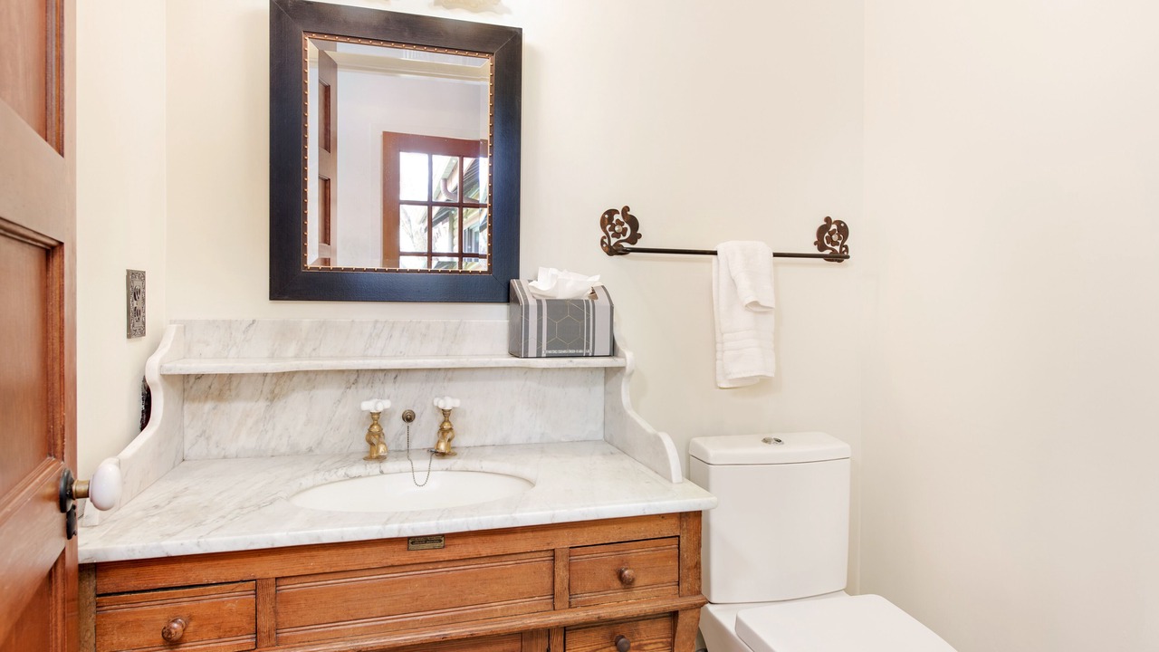 Photo of Bathroom in Basalt