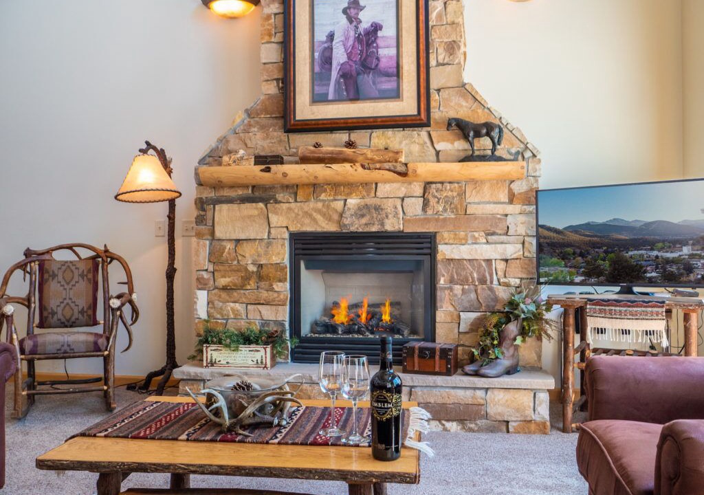 Photo of Livingroom in Stanley Hills