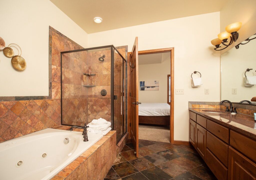 Photo of Bathroom in Stanley Hills