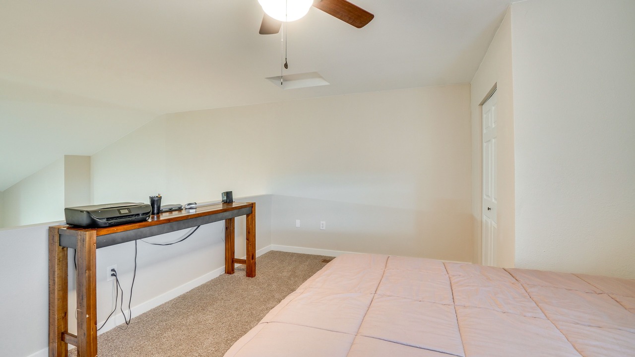 Photo of Bedroom in Aurora