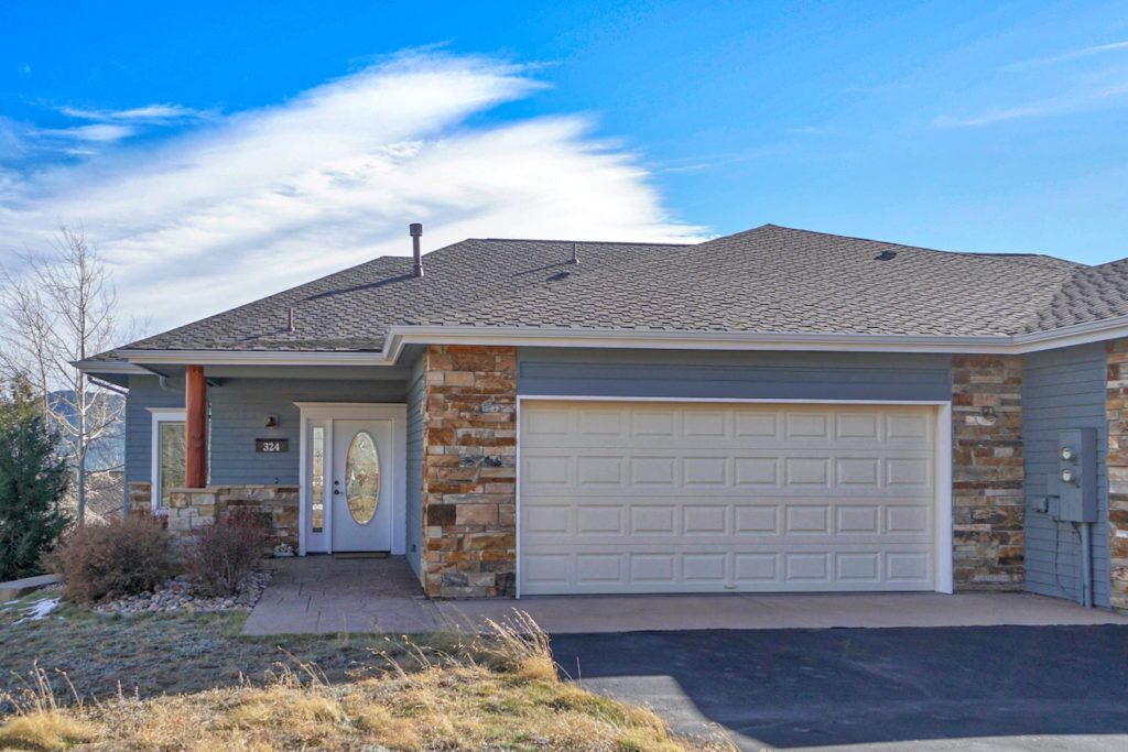 Photo of Outdoor in Stanley Hills