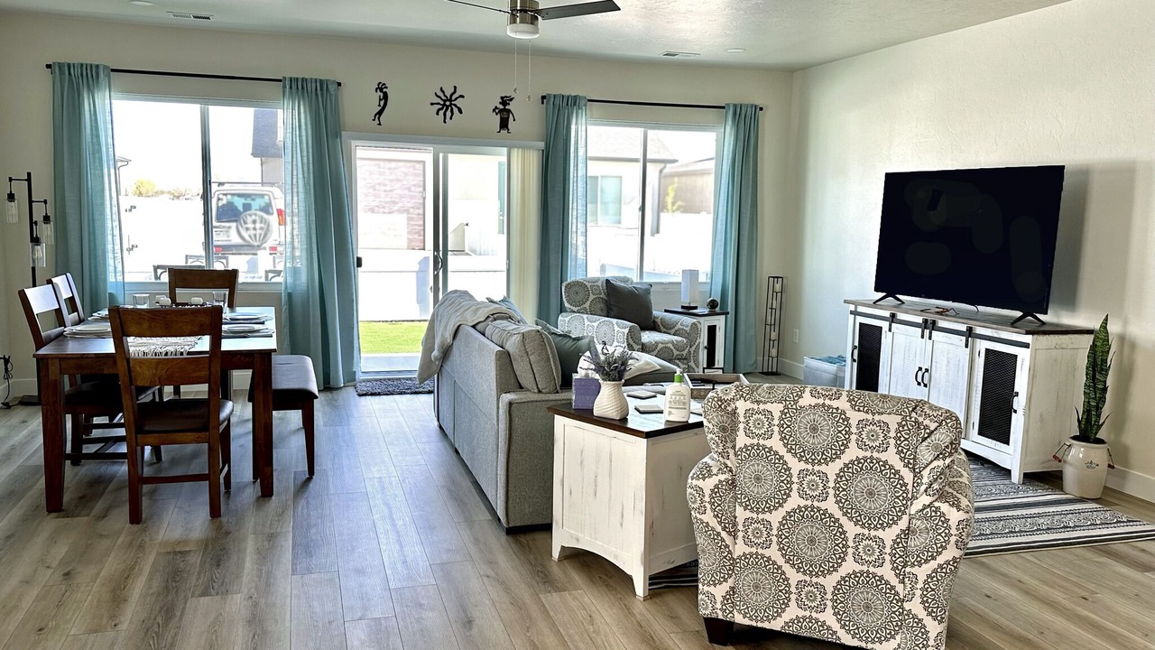 Photo of Livingroom in Fruita