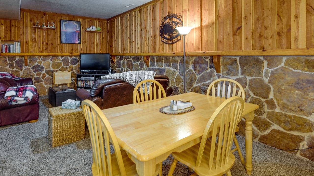 Photo of Others in Elbert