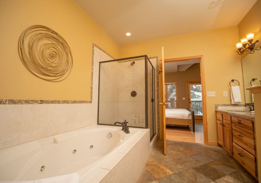 Photo of Bathroom in Stanley Hills