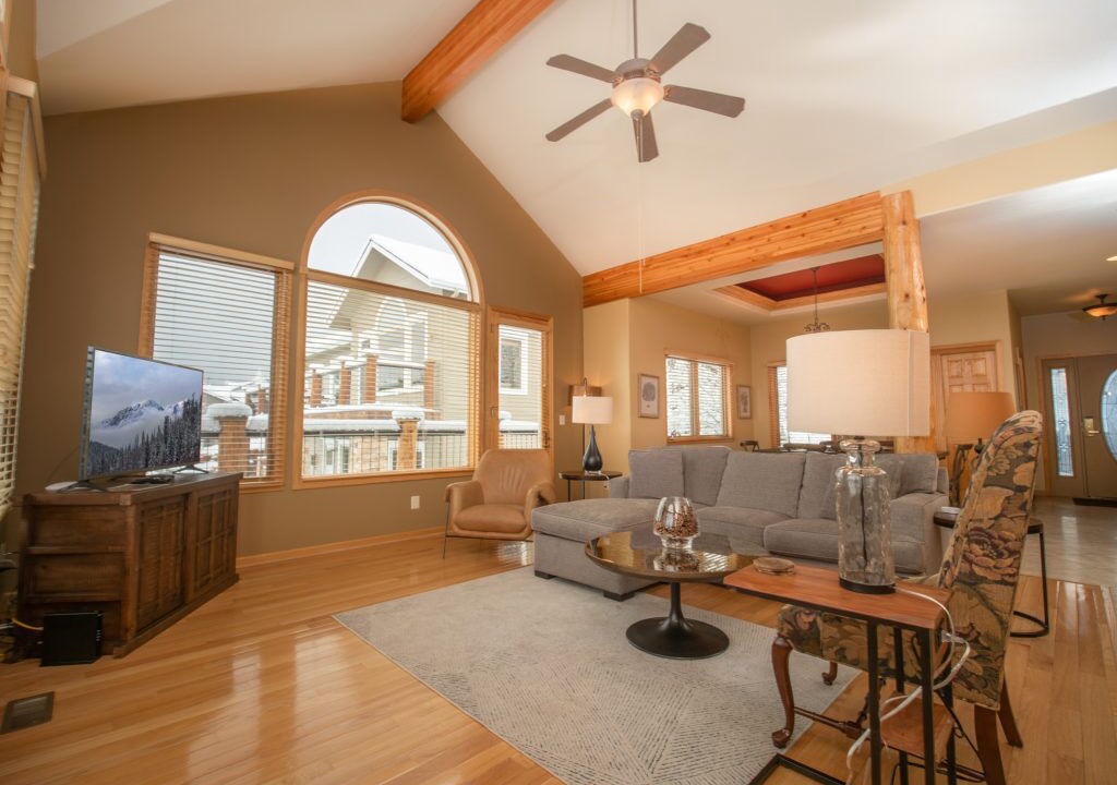 Photo of Livingroom in Stanley Hills