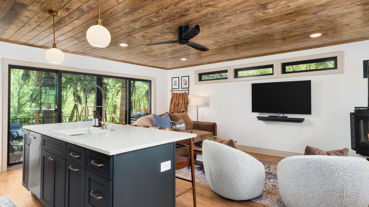 Photo of Bedroom in Cascade