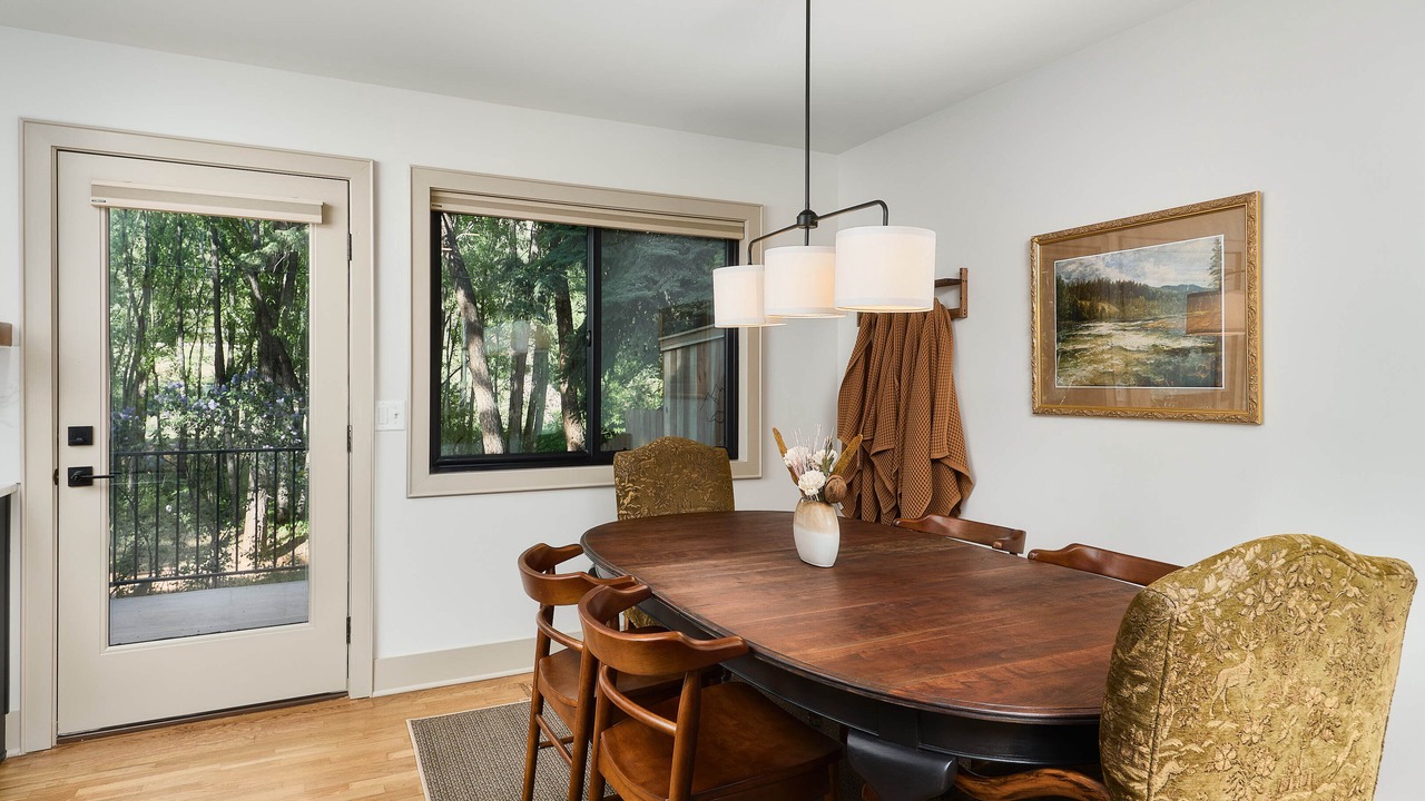 Photo of Bedroom in Cascade