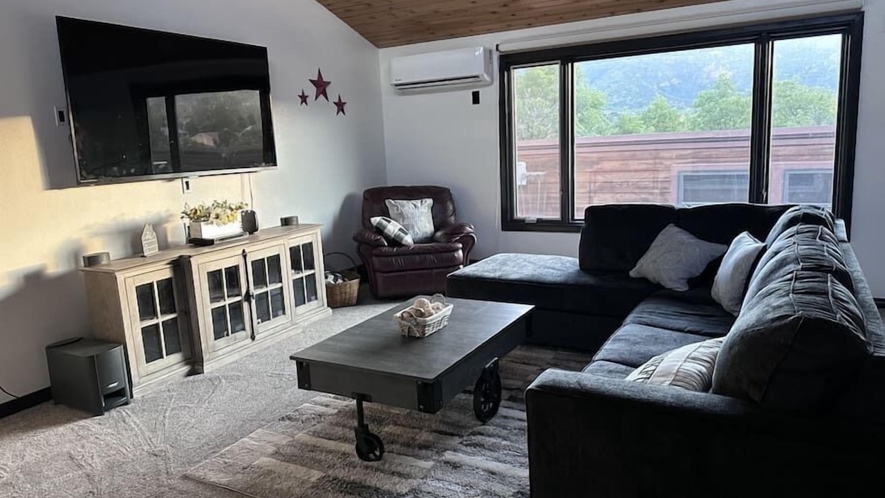 Photo of Bedroom in West Colorado Springs