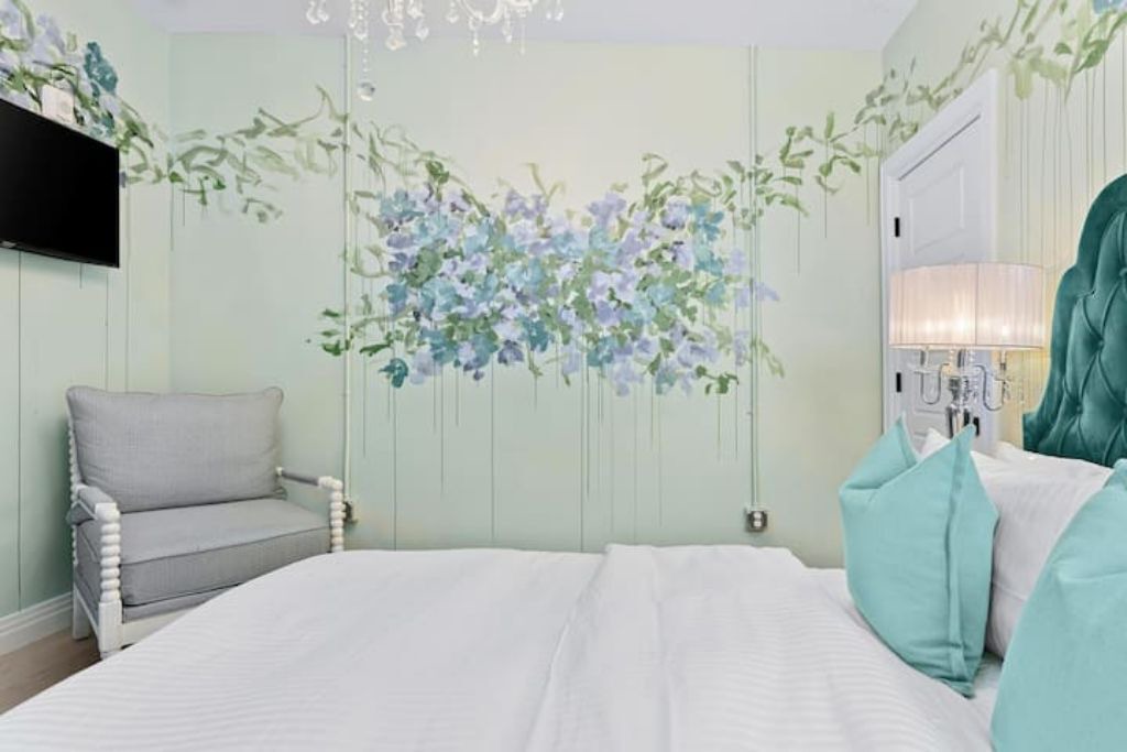 Photo of Bedroom in Golden Triangle