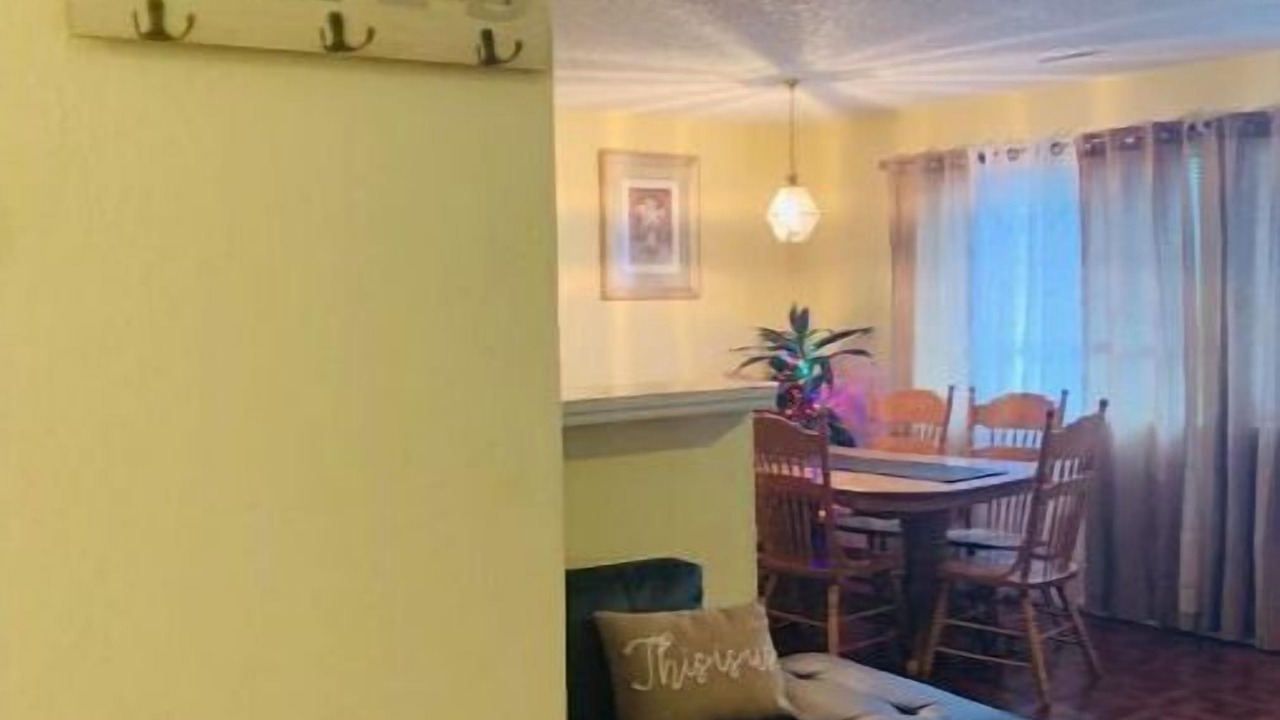 Photo of Livingroom in Southeast Colorado Springs