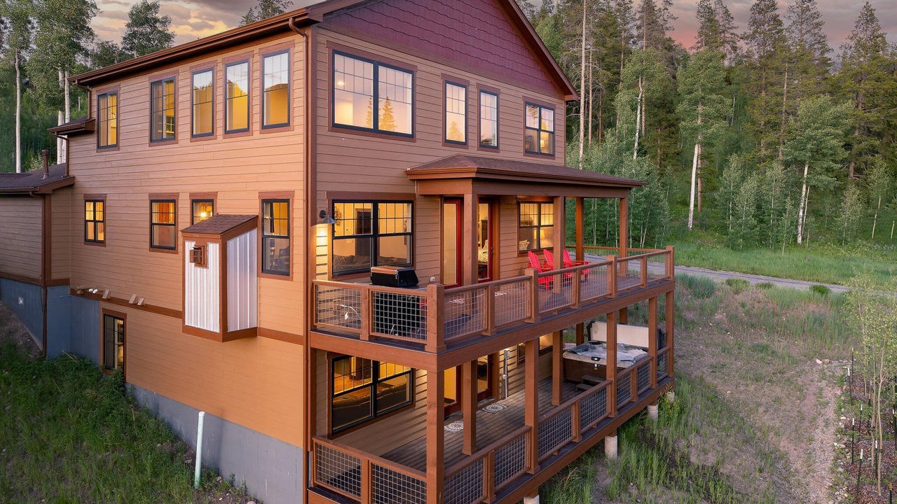 Photo of Outdoor in Rendezvous