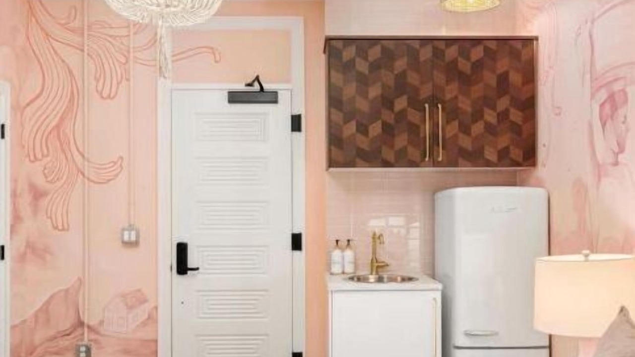 Photo of Bedroom in Golden Triangle