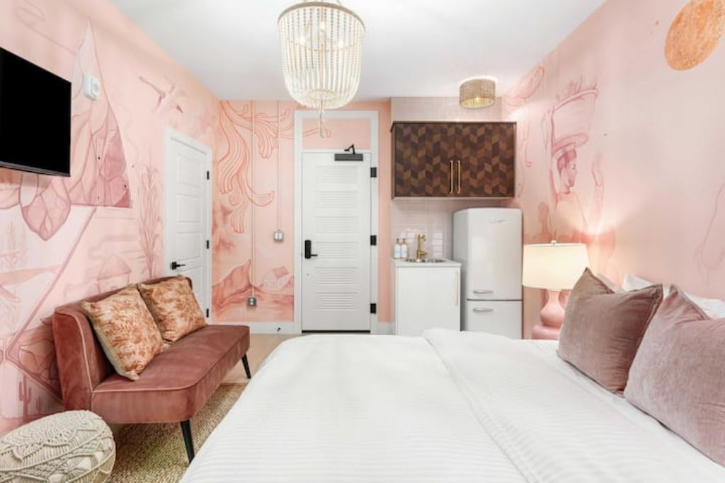 Photo of Bedroom in Golden Triangle