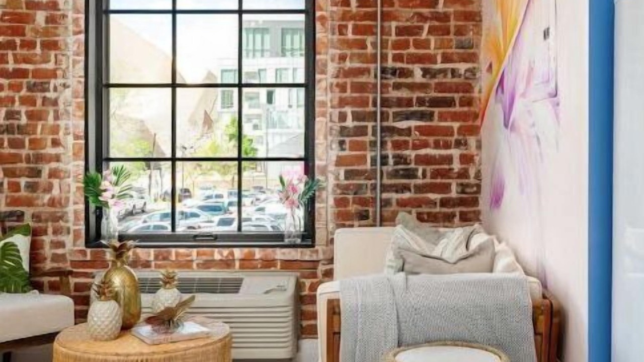 Photo of Livingroom in Golden Triangle