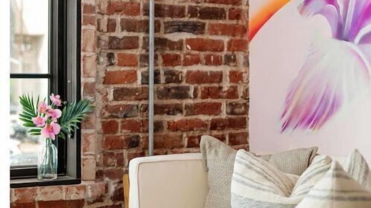 Photo of Livingroom in Golden Triangle