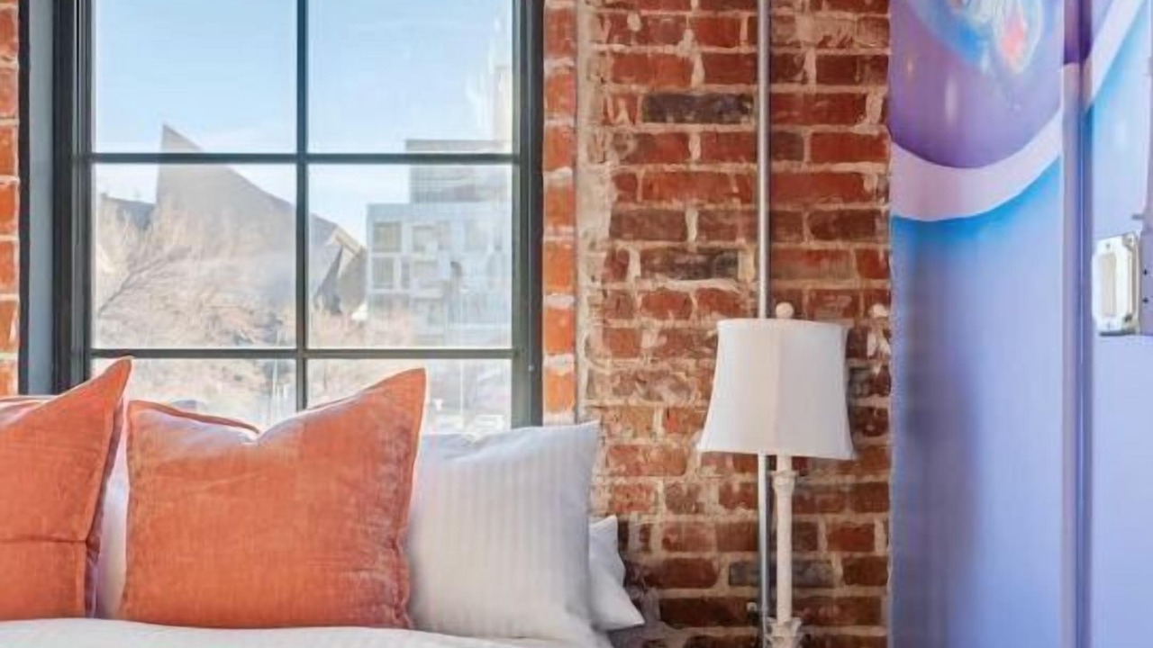 Photo of Bedroom in Golden Triangle