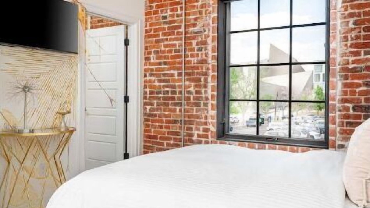 Photo of Bedroom in Golden Triangle