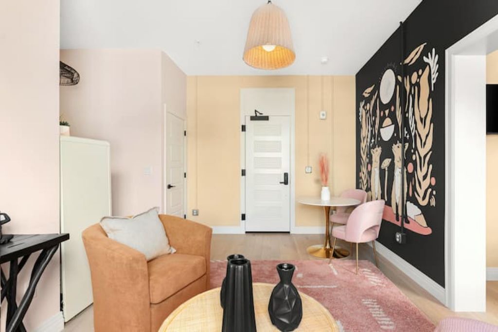Photo of Livingroom in Golden Triangle