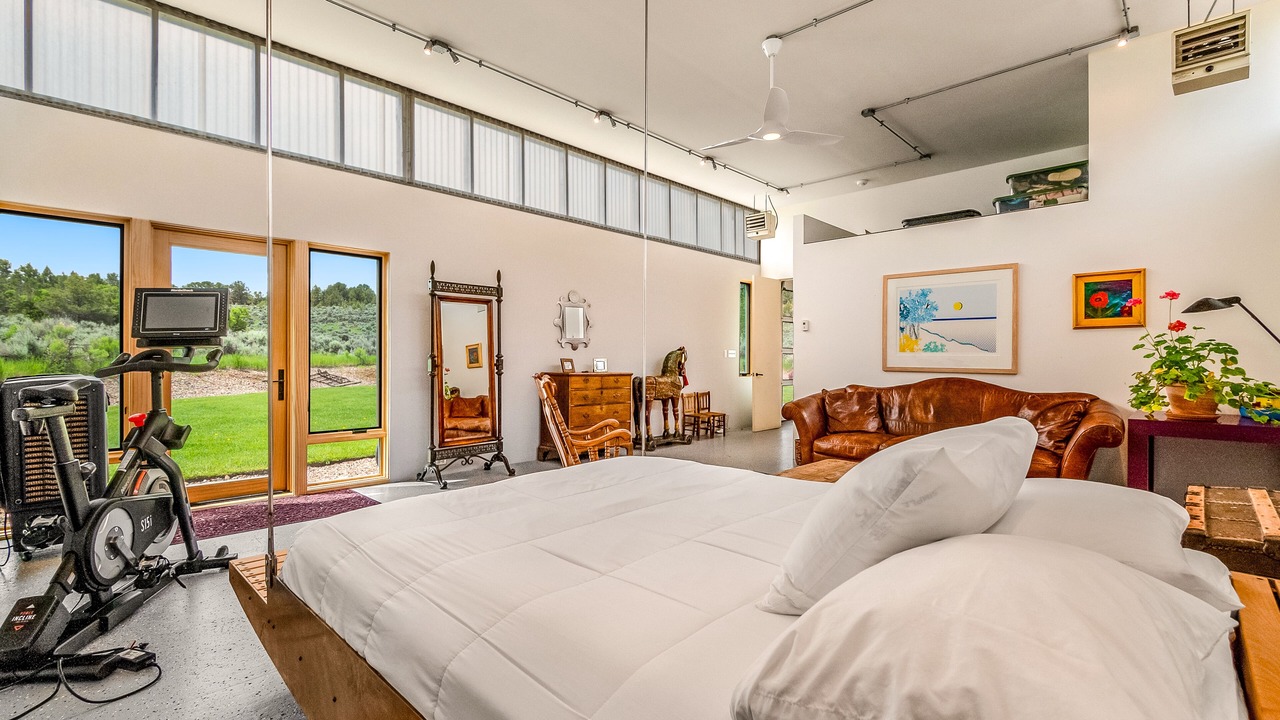 Photo of Bedroom in Missouri Heights