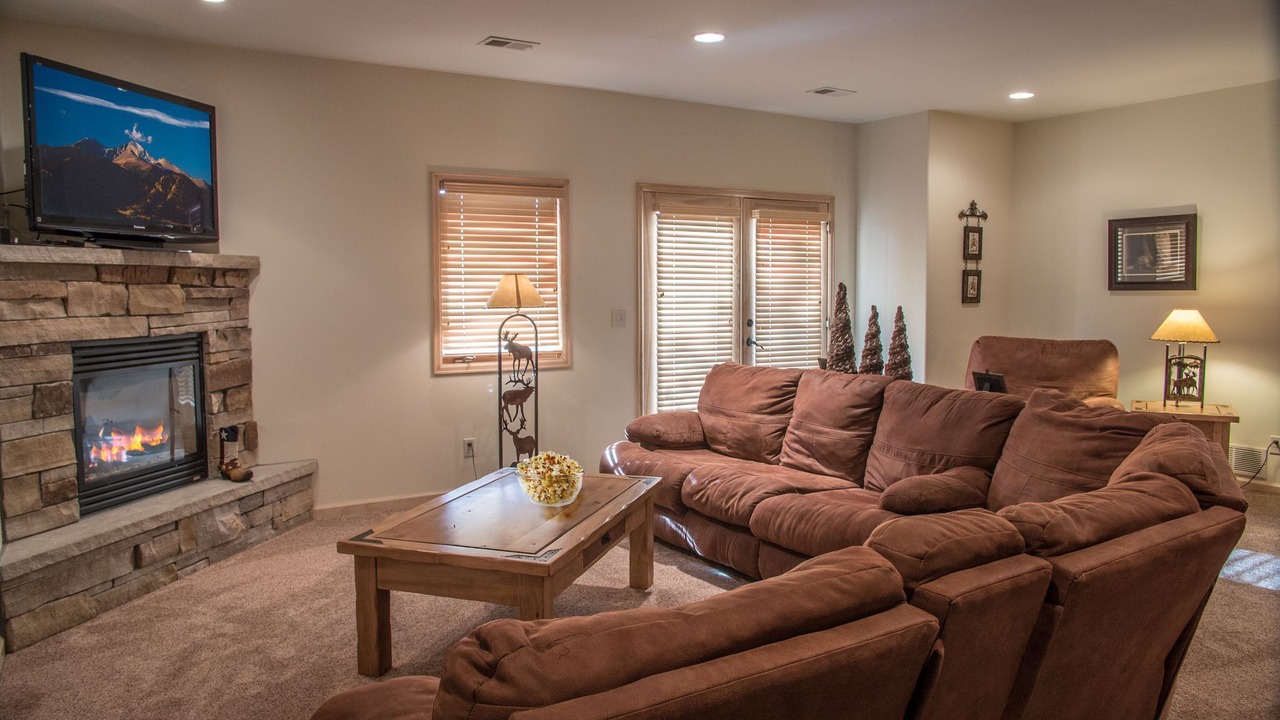 Photo of Livingroom in Stanley Hills