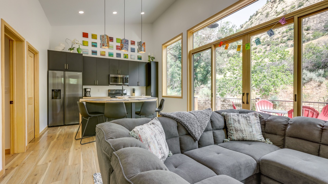 Photo of Livingroom in New Castle