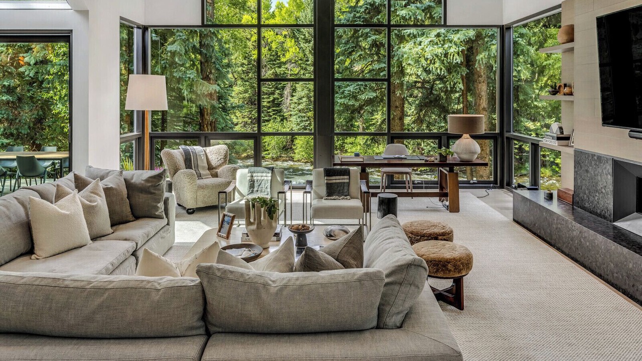 Photo of Livingroom in Aspen