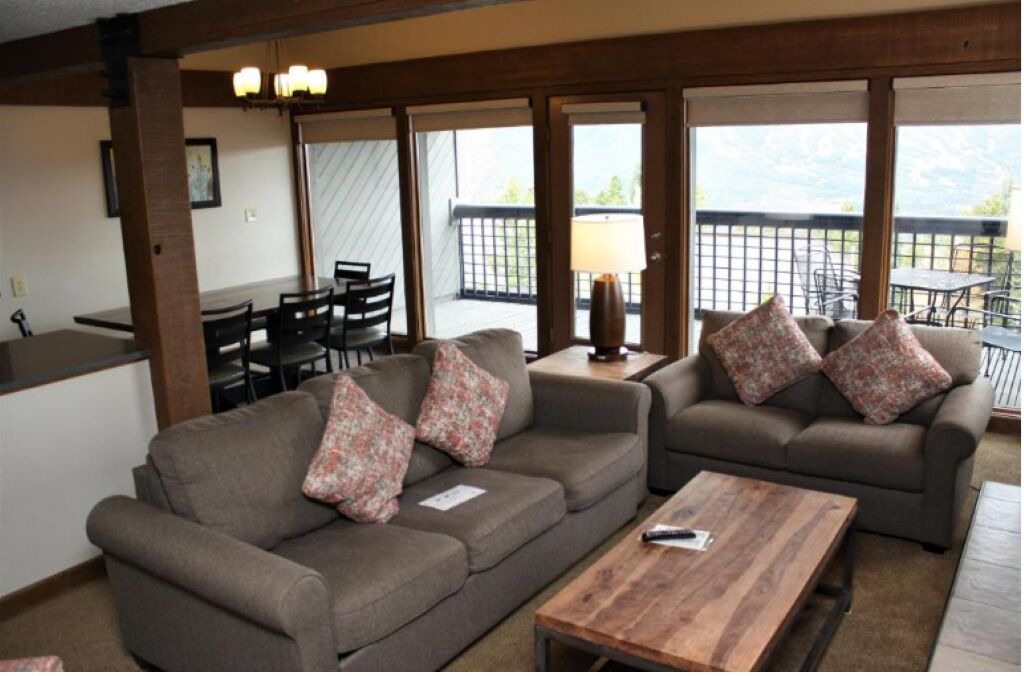 Photo of Livingroom in Woodmoor