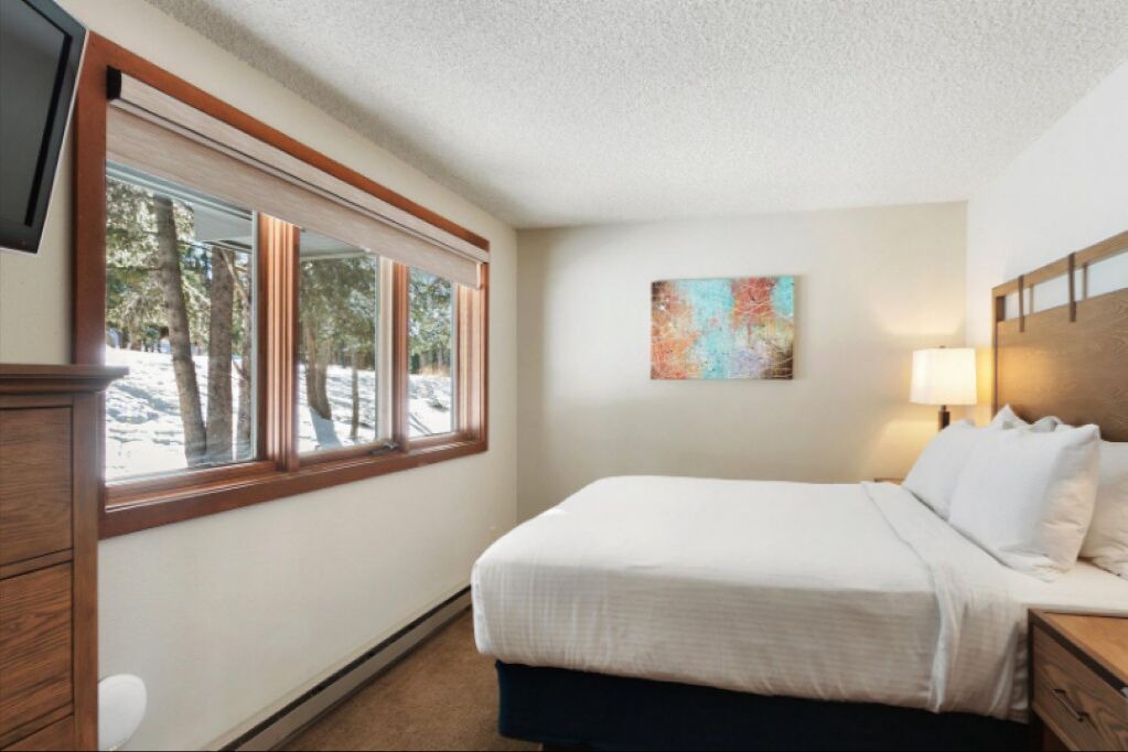 Photo of Bedroom in Woodmoor