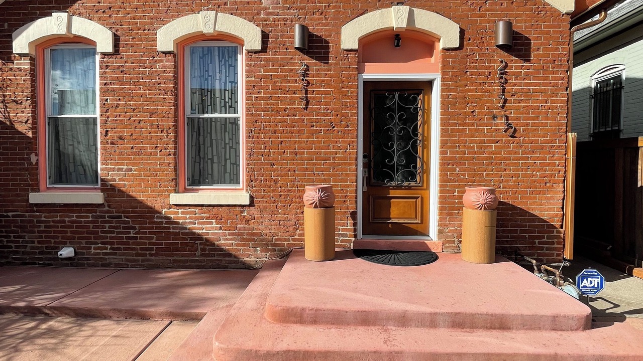 Photo of Outdoor in Five Points