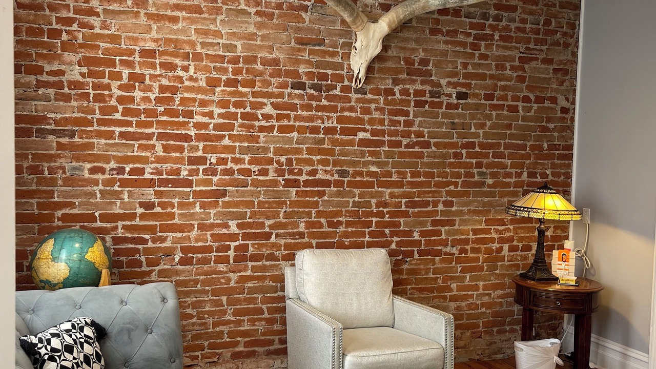 Photo of Livingroom in Five Points