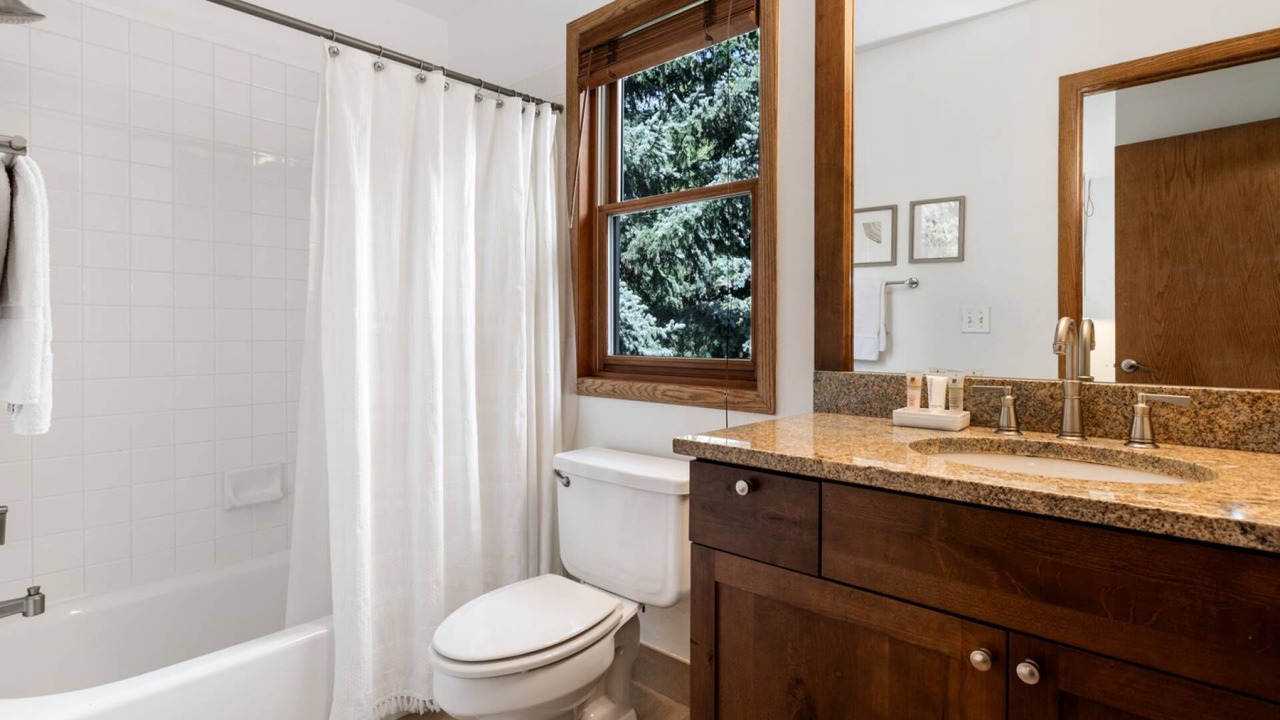 Photo of Bathroom in Eagle-Vail
