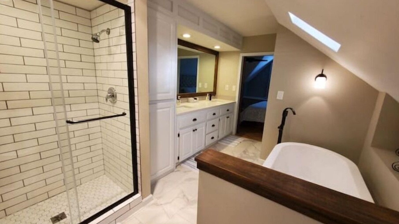 Photo of Bathroom in Loveland