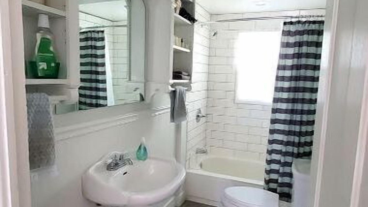Photo of Bathroom in Loveland