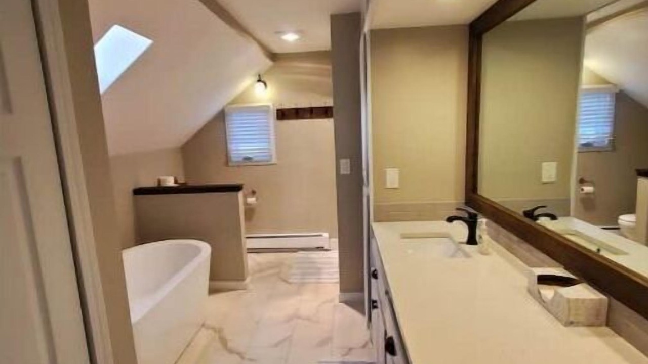 Photo of Bathroom in Loveland