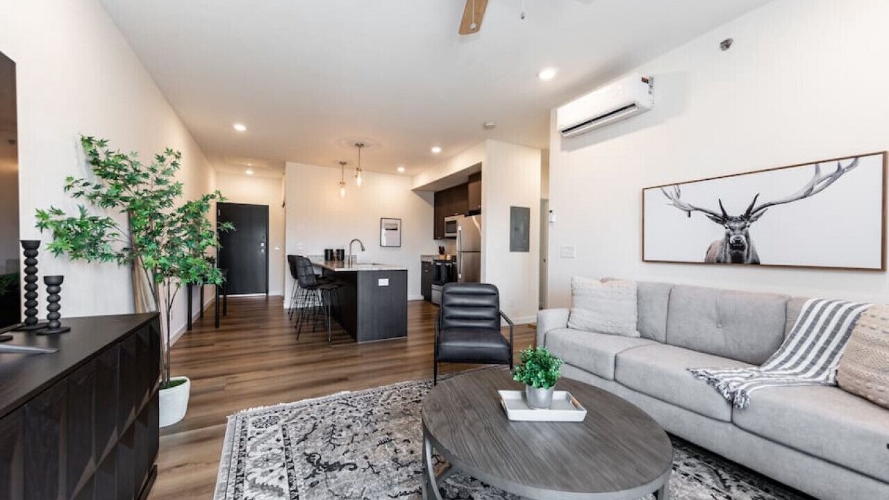 Photo of Livingroom in Northwest Colorado Springs