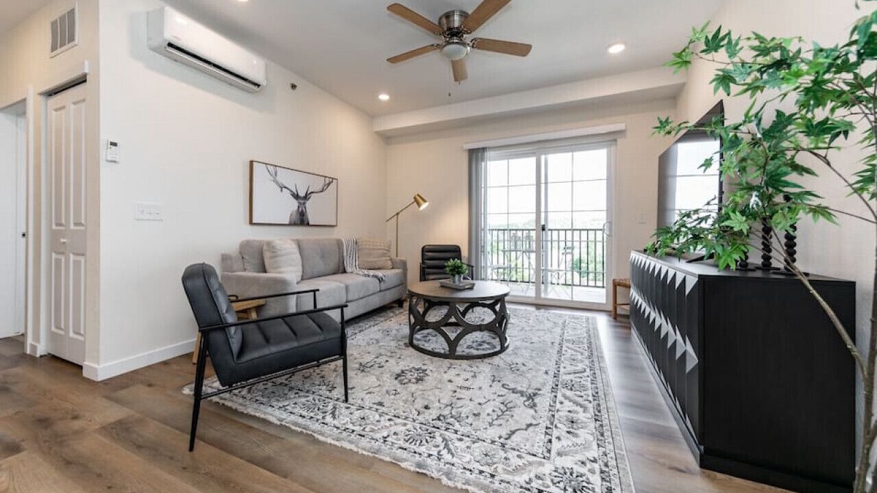 Photo of Livingroom in Northwest Colorado Springs