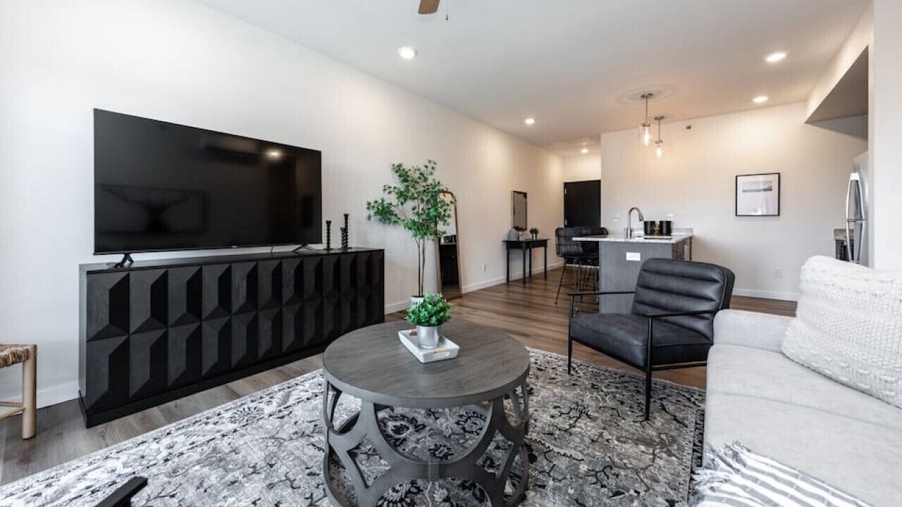 Photo of Livingroom in Northwest Colorado Springs