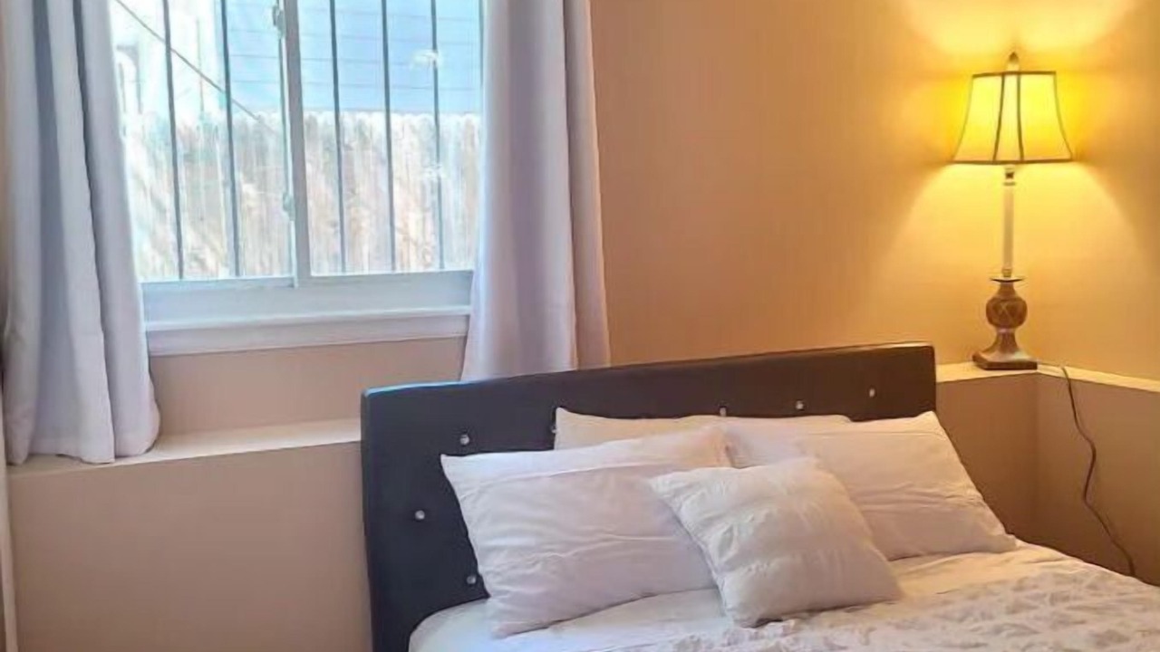 Photo of Bedroom in Aurora