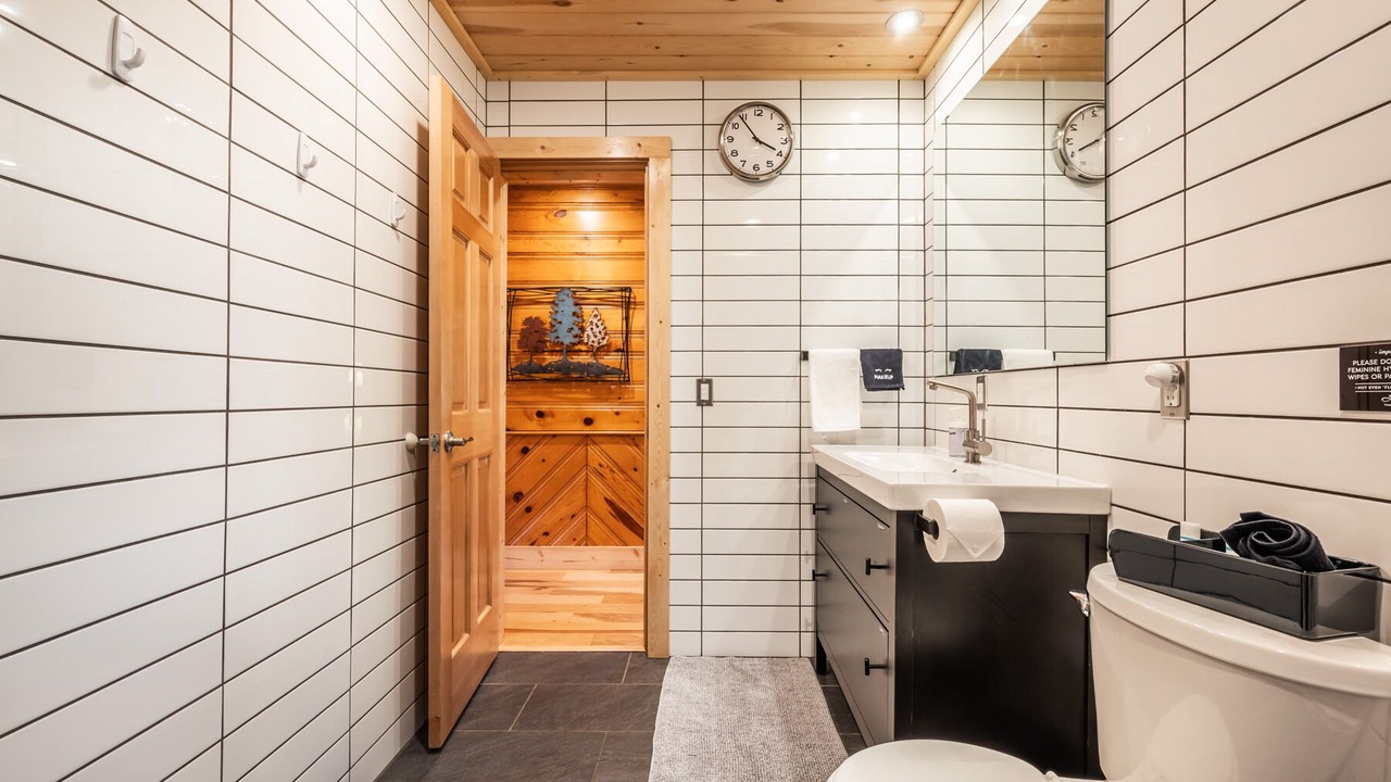 Photo of Bathroom in Cascade-Chipita Park